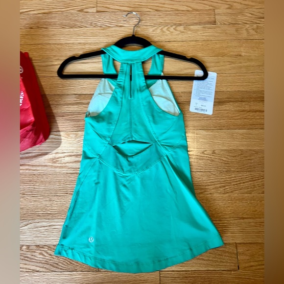 Lululemon Run: Make It Count Tank- Very Green / Fresh Teal- Size 2 - Picture 10 of 12